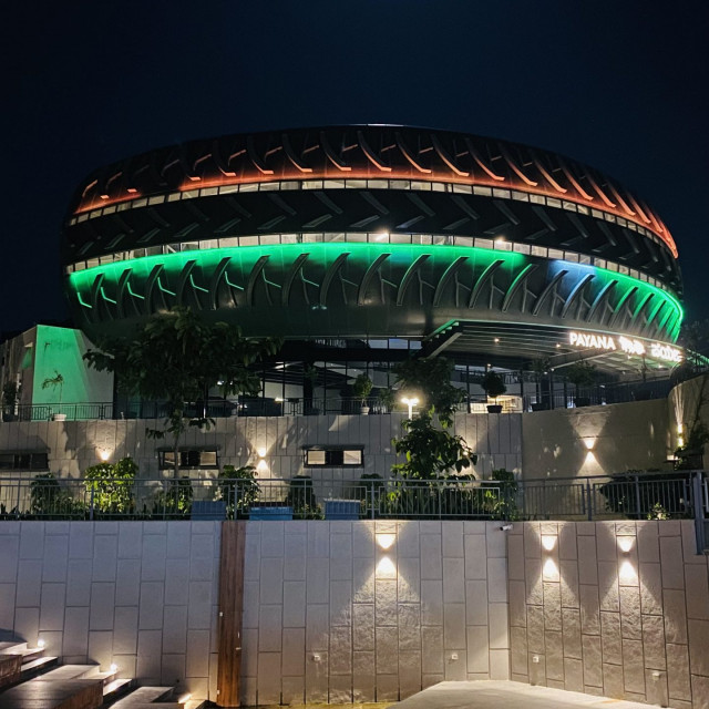 payana-vintage-car-musuem-moon-backdrop