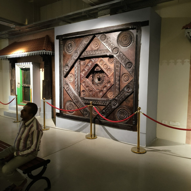 payana vintage car museum classical ceiling