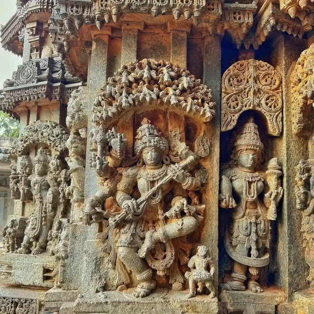 Somanathapura Chennakesava Temple Photos