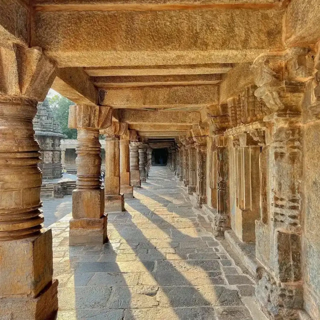 Somanathapura Chennakesava Temple Photos